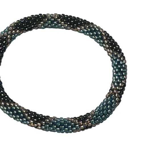 Sashka Bracelet Handmade Boho Chic Crochet Beaded Roll-On Red Blue Black Gold 3" - Picture 2 of 3